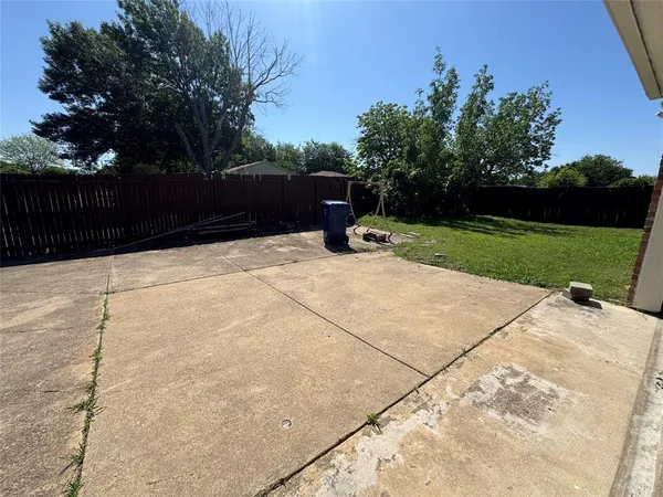 $2,400 | 1418 Jennifer Drive, Garland, TX 75042