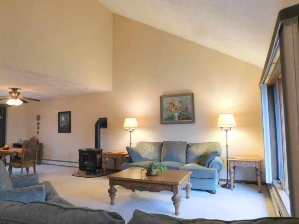 18 Redwood Road Endicott, NY 13760 - Photo 4 of 22 Gallery Image 4