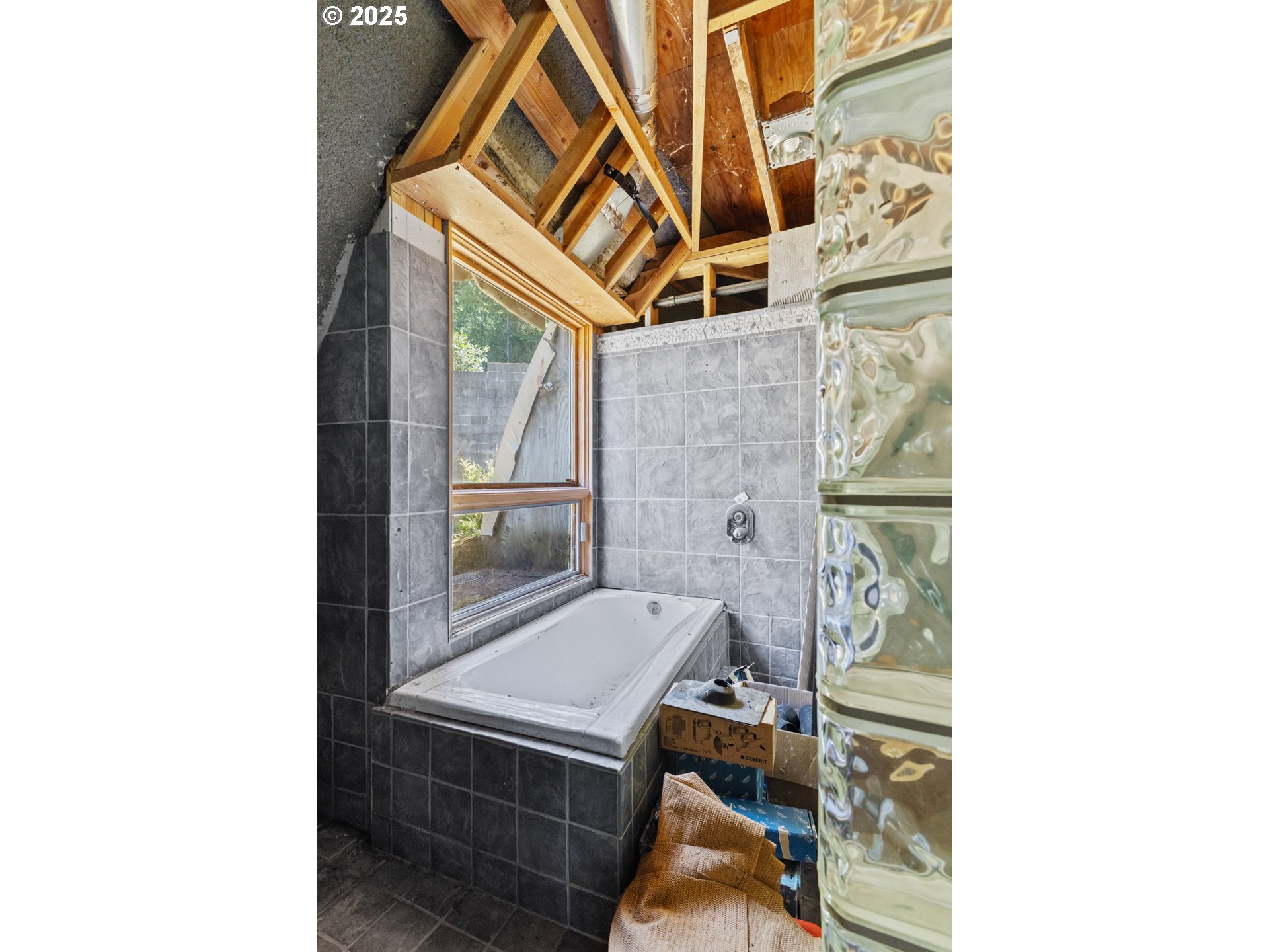 58812 Garden Valley Road Coquille, OR 97423 - Photo 30 of 36 a bathroom with a sink and a mirror