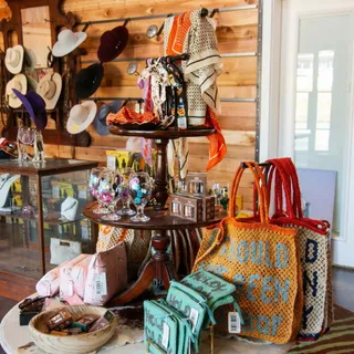 $2,950,000 | 453 North Washington Street, Round Top, TX 78954