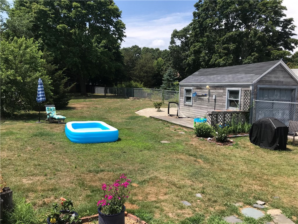 71 Nausauket Road Warwick, RI 02886 - Photo 12 of 12