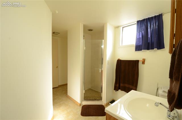 2124 North Chelton Road Colorado Springs, CO 80909 - Photo 24 of 36 3/4 Bath