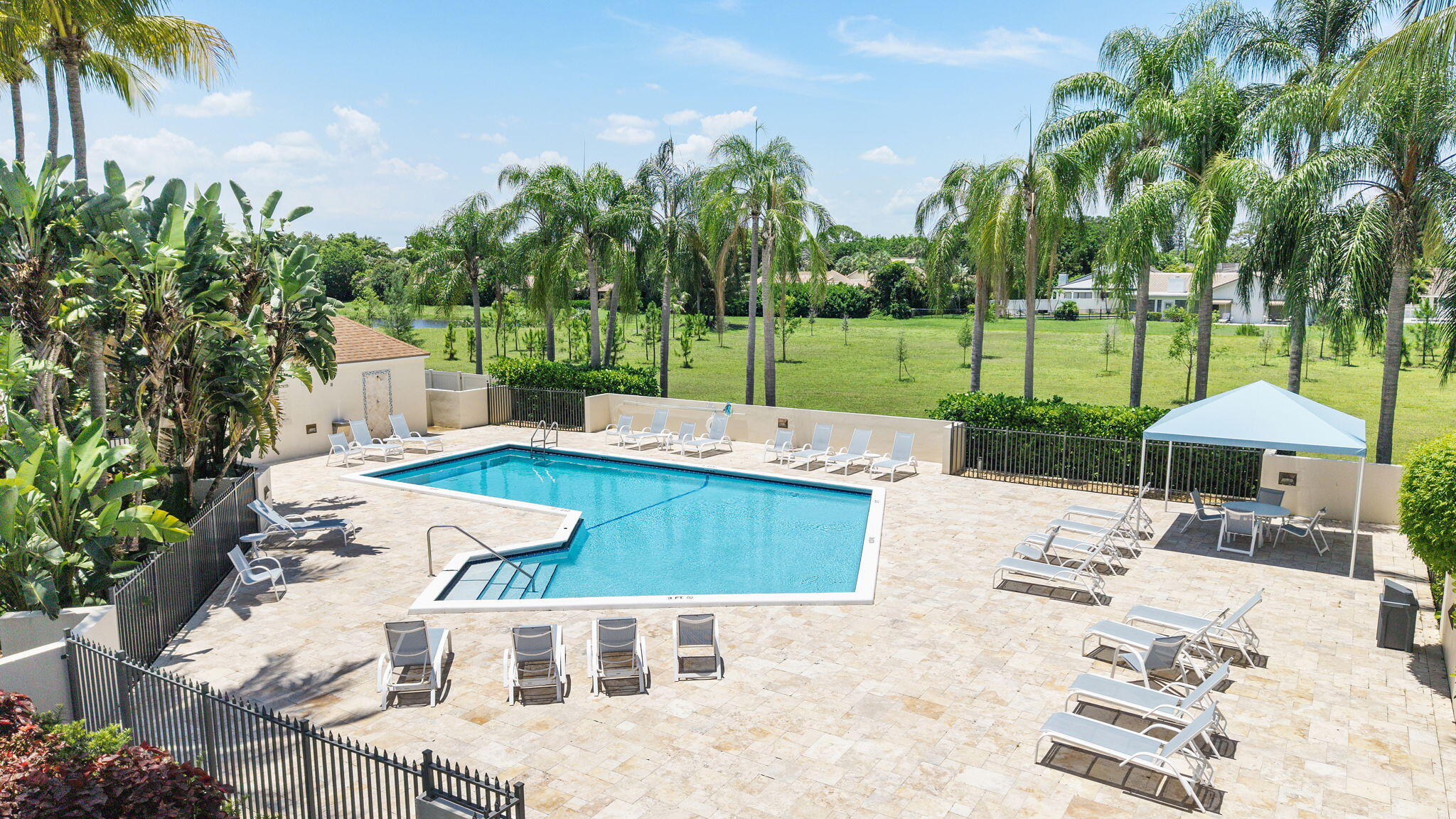 5800 Camino Del Sol, Unit 102 Boca Raton, FL 33433 - Photo 25 of 33 pool