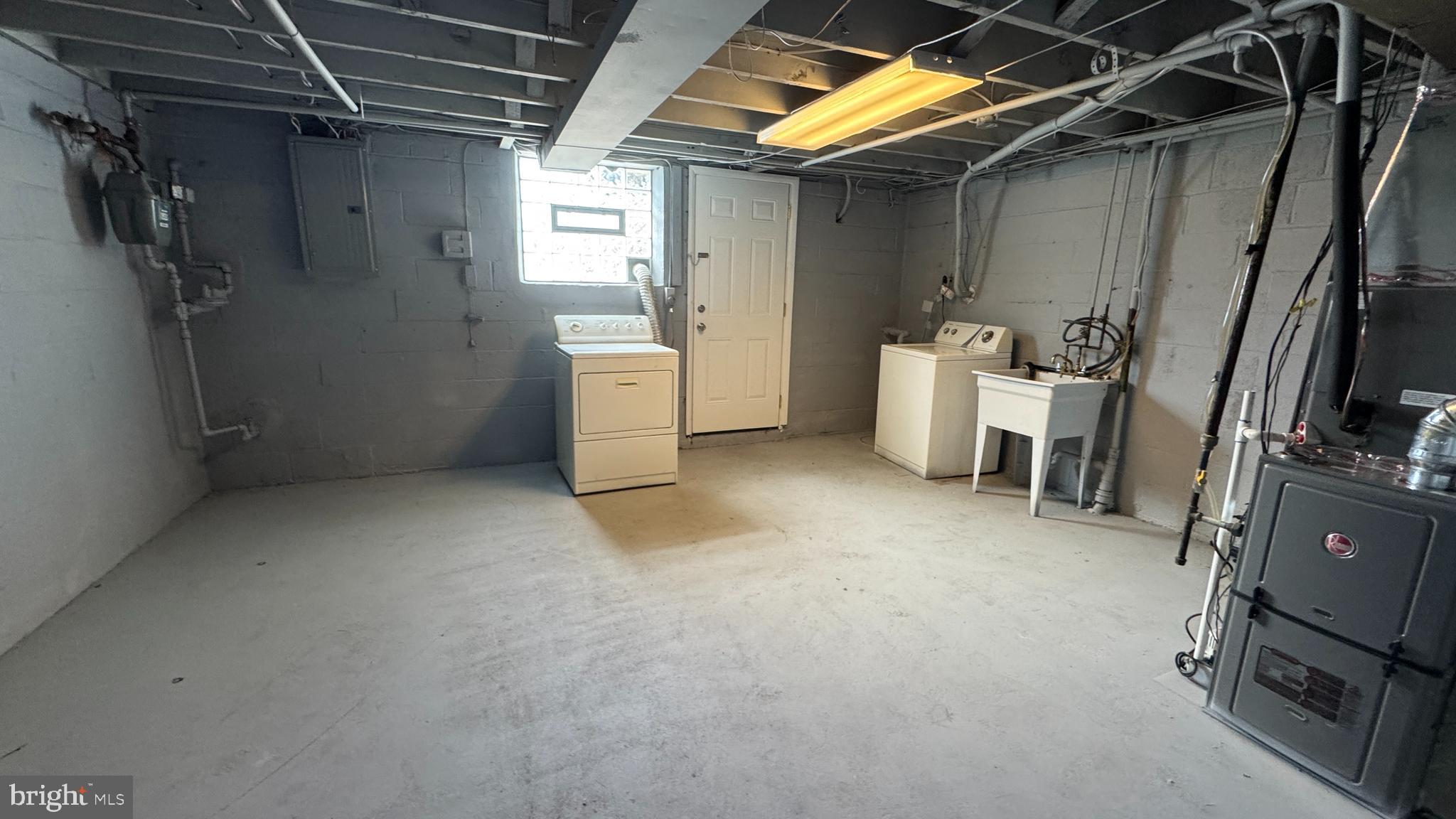 8029 Stratman Road Dundalk, MD 21222 - Photo 41 of 41 a view of a storage & utility room