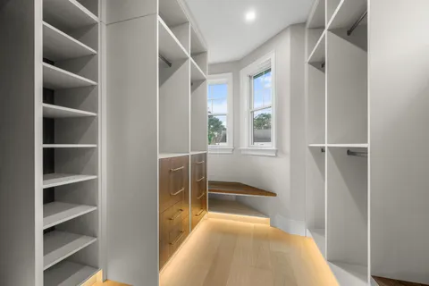 $3,999,900 | 83 Old Mail Road, North Chatham, MA 02650