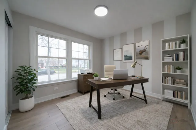 $674,000 | 214 West Hintz Road, Arlington Heights, IL 60004