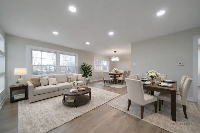 $674,000 | 214 West Hintz Road, Arlington Heights, IL 60004