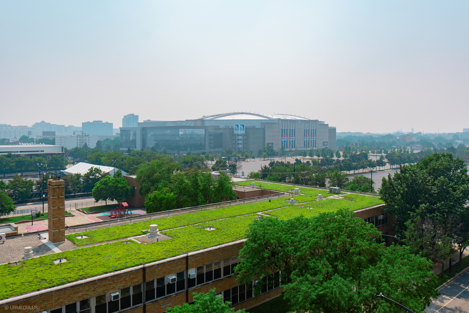 100 North Hermitage Avenue, Unit 716 Chicago, IL 60612 - Photo 25 of 25 a view of a garden with houses