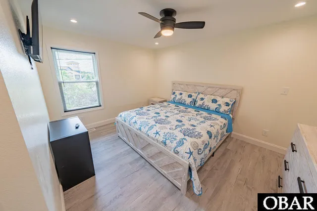 $899,000 | 40228 East Sunfish Court, Avon, NC 27915