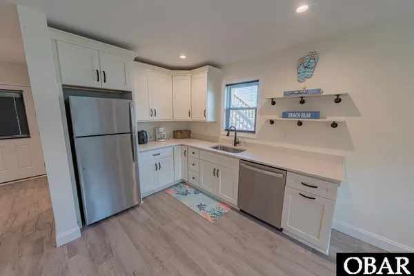 $869,000 | 40228 East Sunfish Court, Avon, NC 27915