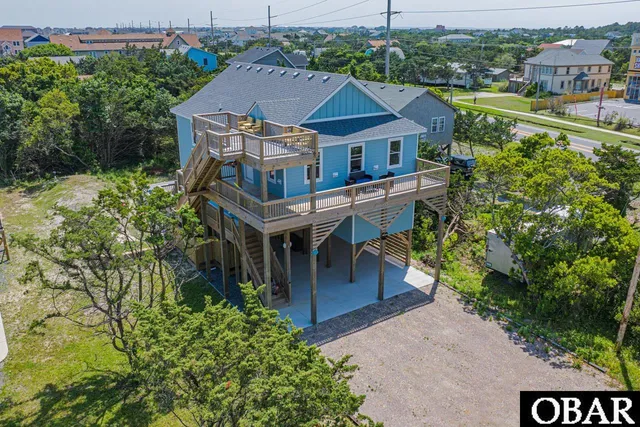 $899,000 | 40228 East Sunfish Court, Avon, NC 27915