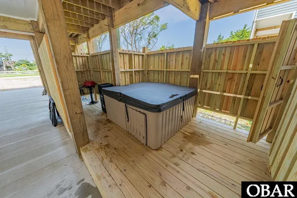 $869,000 | 40228 East Sunfish Court, Avon, NC 27915