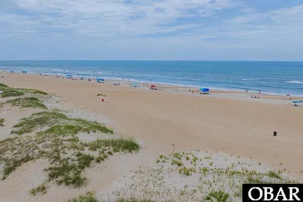 $869,000 | 40228 East Sunfish Court, Avon, NC 27915