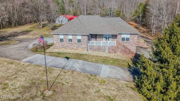 $1,174,500 | 2823 Niles Ferry Road, Vonore, TN 37885