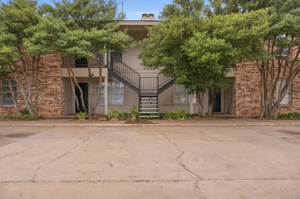 $800 | 7406 Waco Avenue, Unit B, Lubbock, TX 79423
