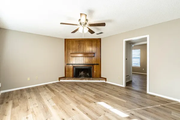 $800 | 7406 Waco Avenue, Unit B, Lubbock, TX 79423