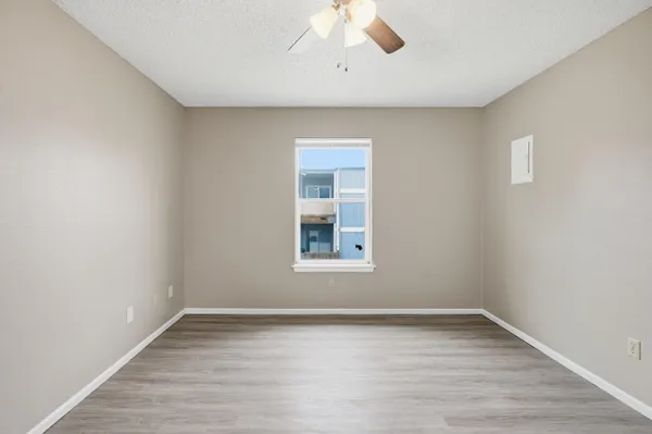 $800 | 7406 Waco Avenue, Unit B, Lubbock, TX 79423