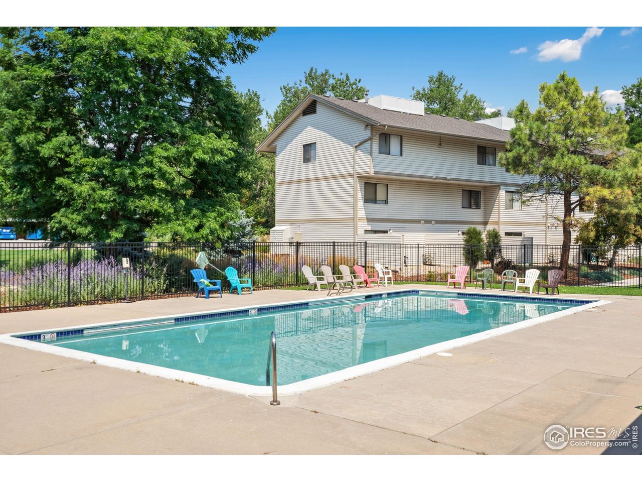 1705 Heatheridge Road, Unit H203 Fort Collins, CO 80526 - Photo 28 of 30 Pool