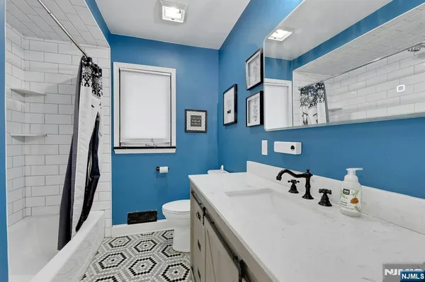 $649,000 | 14 Passaic Avenue, Hasbrouck Heights, NJ 07604