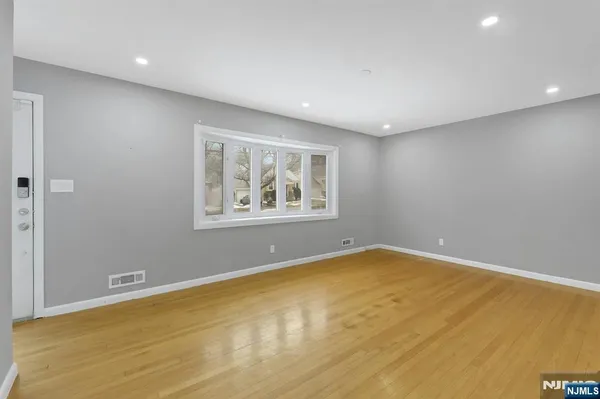 $649,000 | 14 Passaic Avenue, Hasbrouck Heights, NJ 07604