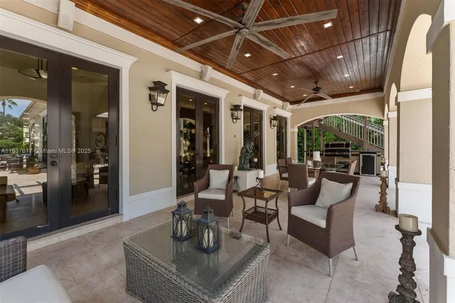 a view of a basket ball ground