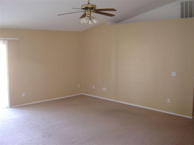 2056 East Temple Court Gilbert, AZ 85296 - Photo 6 of 9 Great Room
