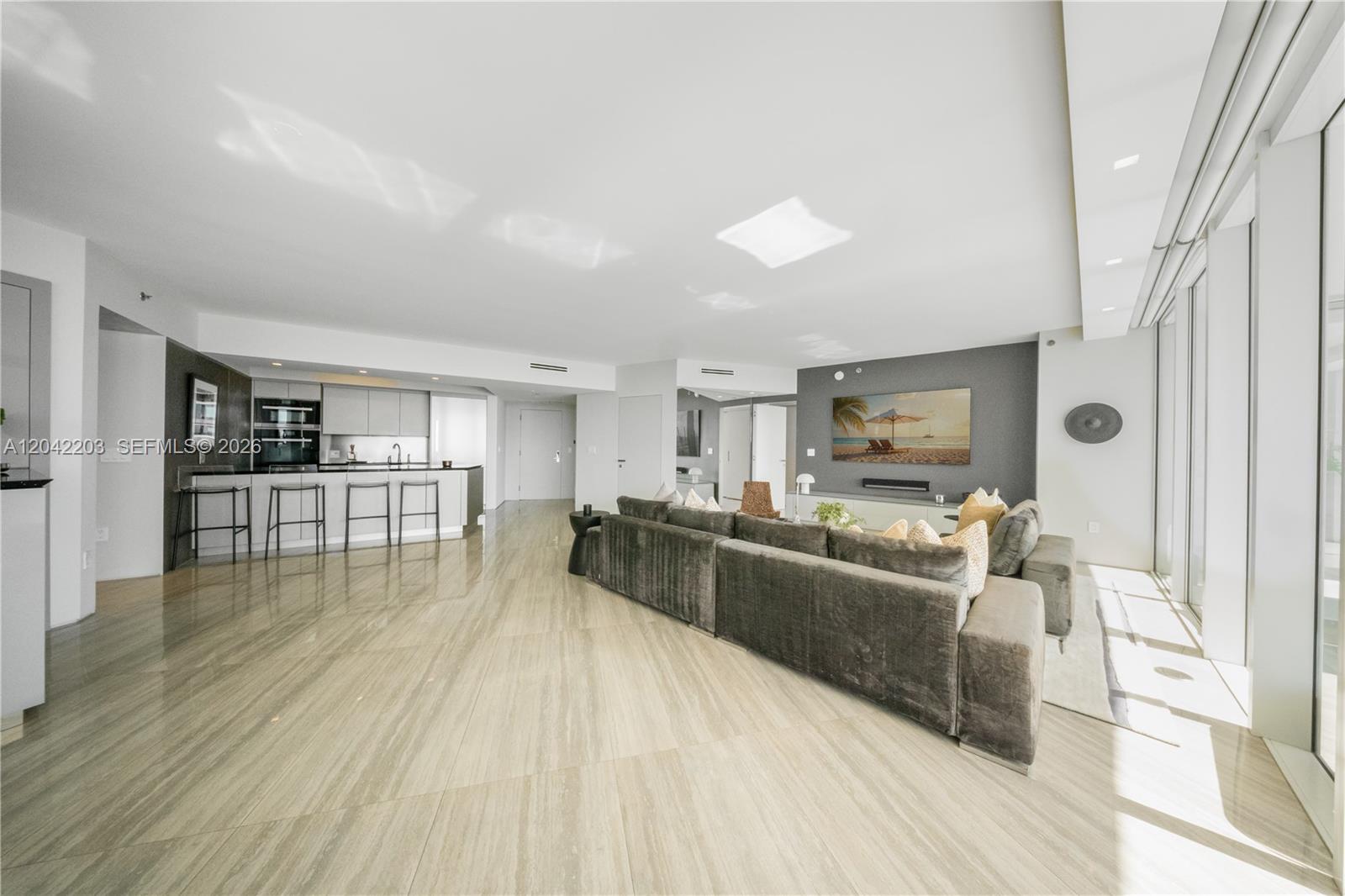 450 Alton Road, Unit 3301 Miami Beach, FL 33139 - Photo 6 of 45