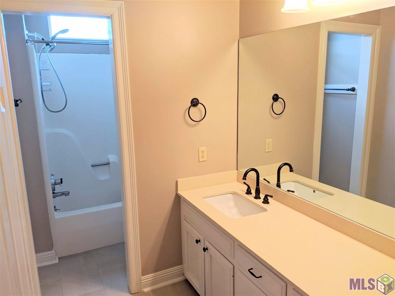 724 Plantation Ridge Drive Baton Rouge, LA 70810 - Photo 22 of 37