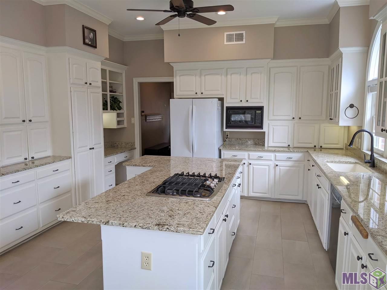 724 Plantation Ridge Drive Baton Rouge, LA 70810 - Photo 8 of 37