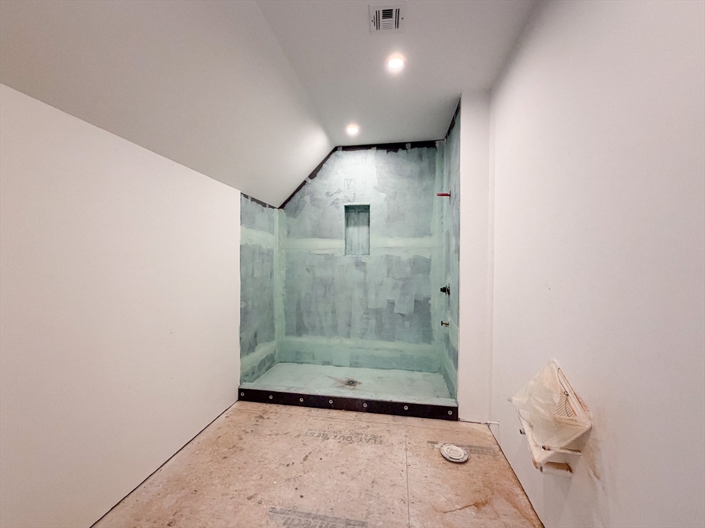 4 Oneil Way Saugus, MA 01906 - Photo 24 of 42