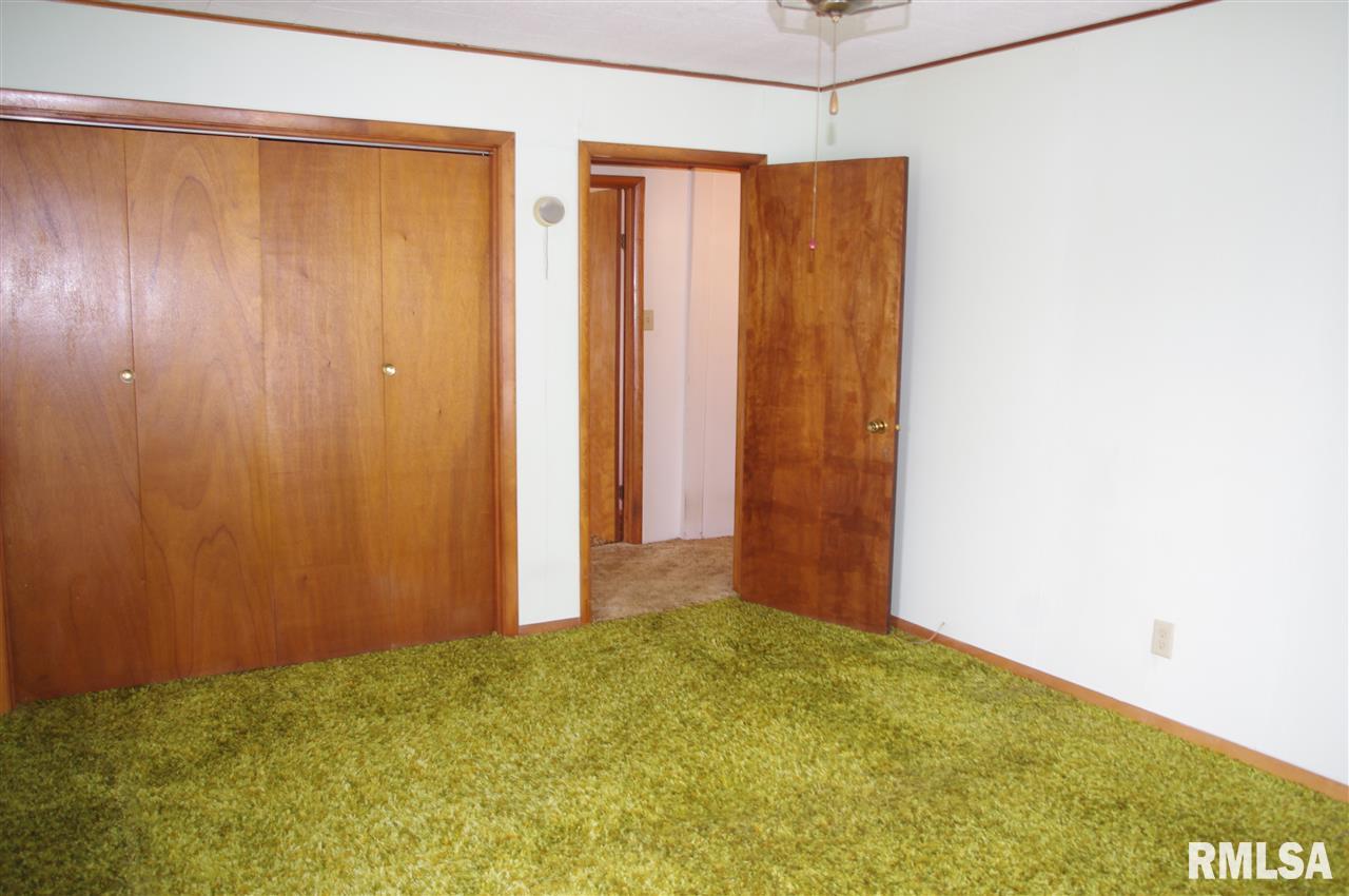 30 South Quail Walk Road Macomb, IL 61455 - Photo 18 of 36