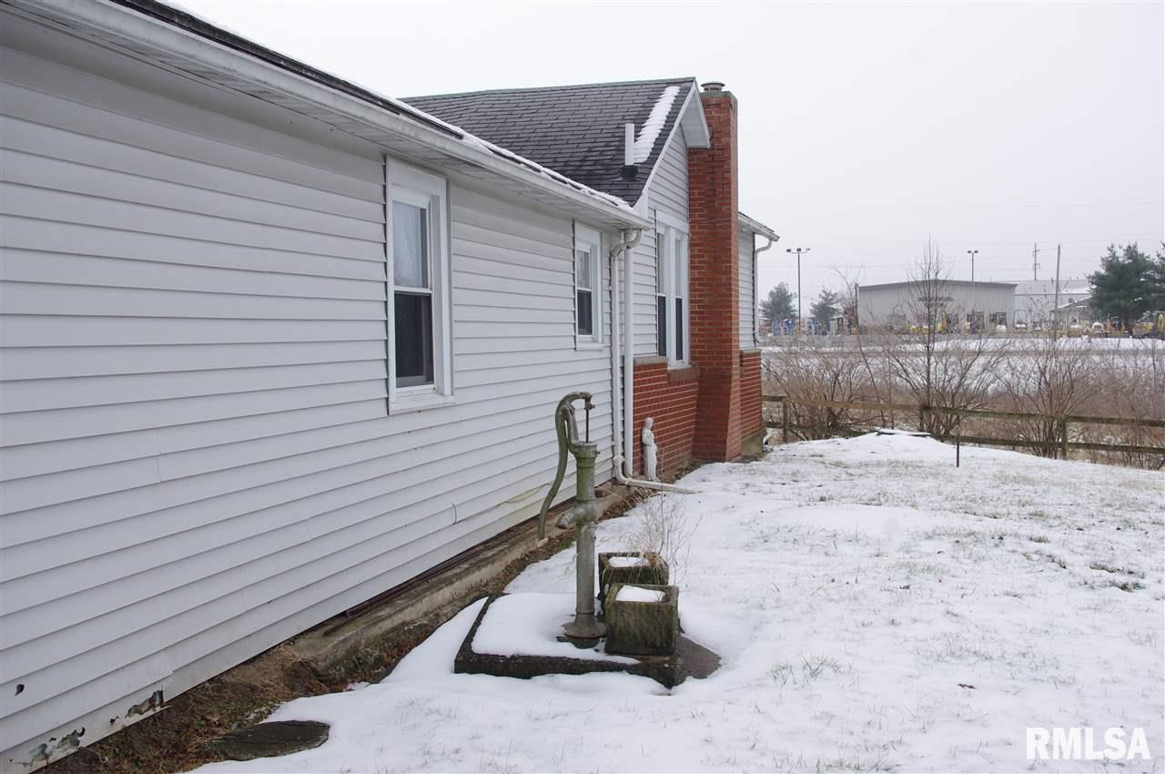 30 South Quail Walk Road Macomb, IL 61455 - Photo 27 of 36