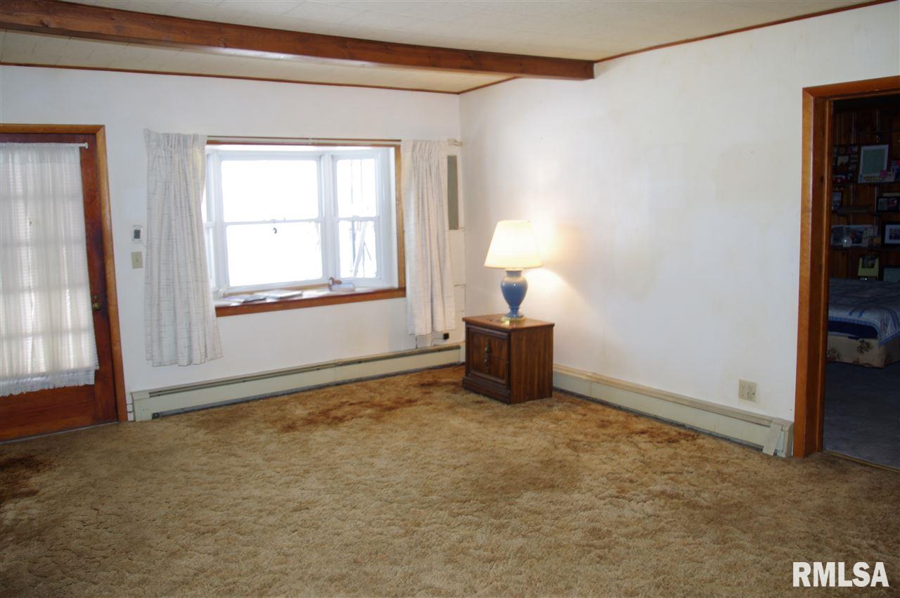 30 South Quail Walk Road Macomb, IL 61455 - Photo 8 of 36