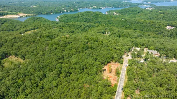 $34,900 | Lot 37 Chippewa Place, Linn Creek, MO 65052
