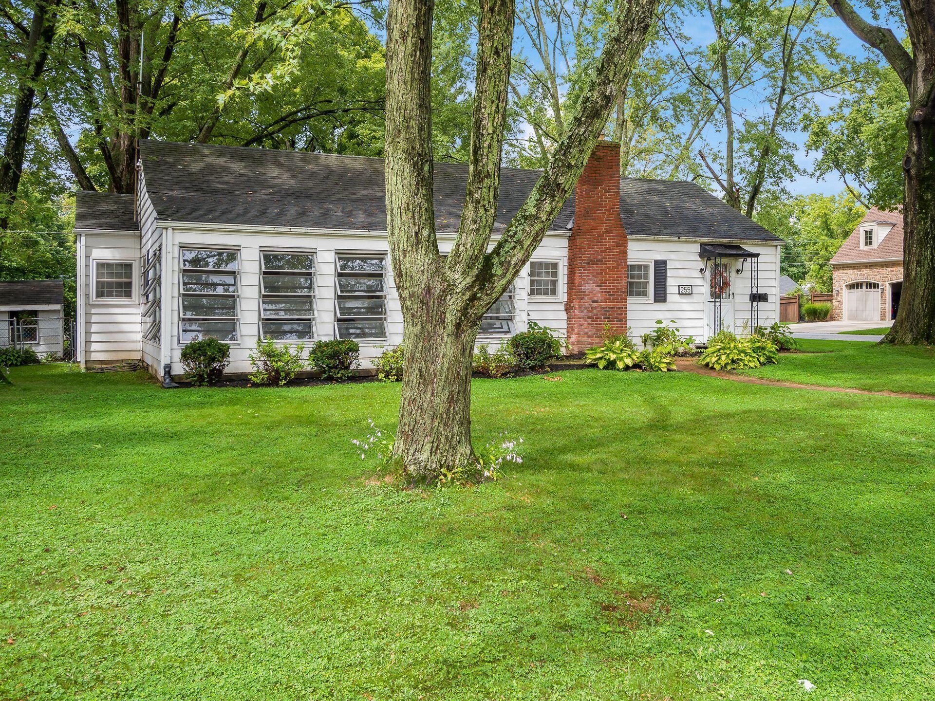 255 South Chesterfield Road Columbus, OH 43209 - Photo 54 of 54 Come See Why 255 S Chesterfield is a Great Place to Call Home!