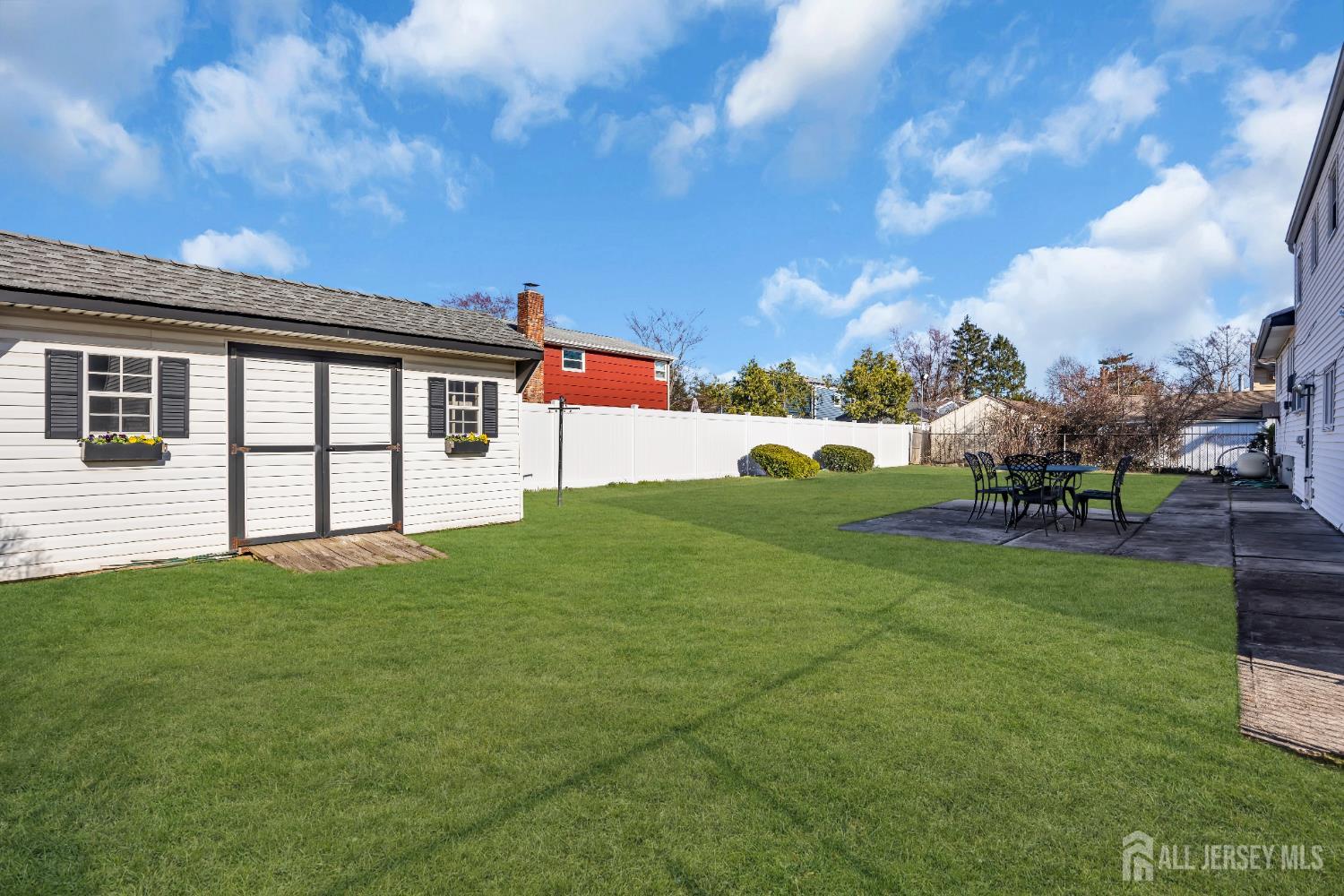 1463 Pawnee Road North Brunswick, NJ 08902 - Photo 3 of 13