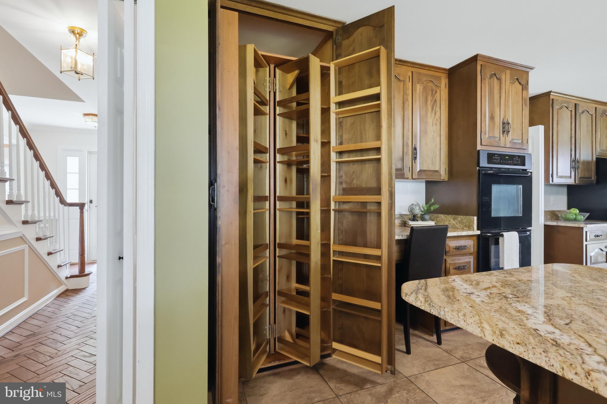 23500 River Road Lexington Park, MD 20653 - Photo 24 of 92 Custom Amish Kitchen Cabinetry with Storage