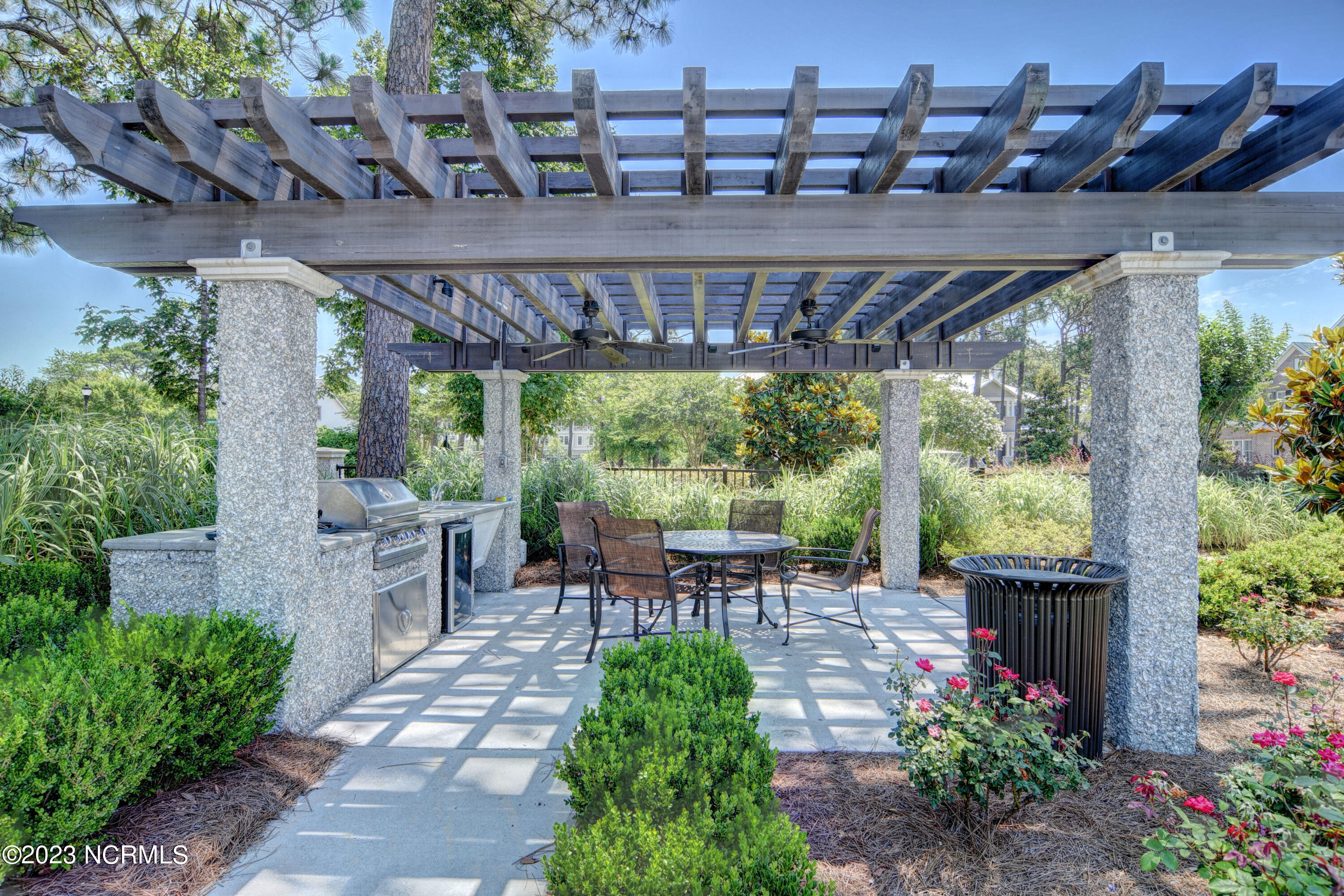 904 Midnight Channel Road Wilmington, NC 28403 - Photo 75 of 98 Pool grill