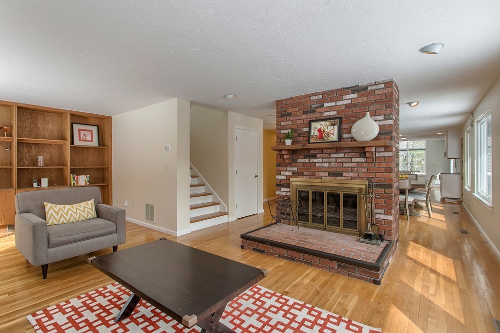 12 Heather Hill Road Acton, MA 01720 - Photo 4 of 29 Gallery Image 4