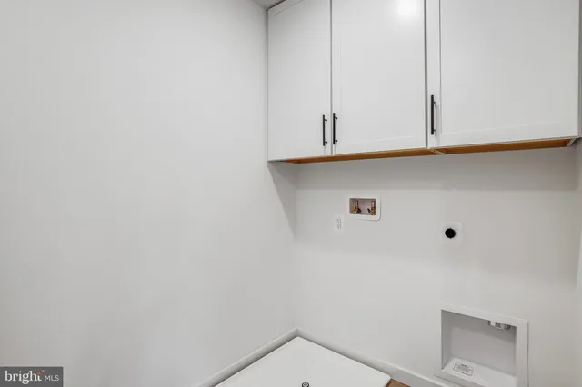 $889,999 | 906 Honeyflower Drive, Reisterstown, MD 21136