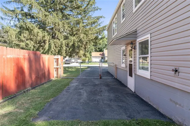 $197,000 | 447 West Avenue, Arcadia, NY 14513