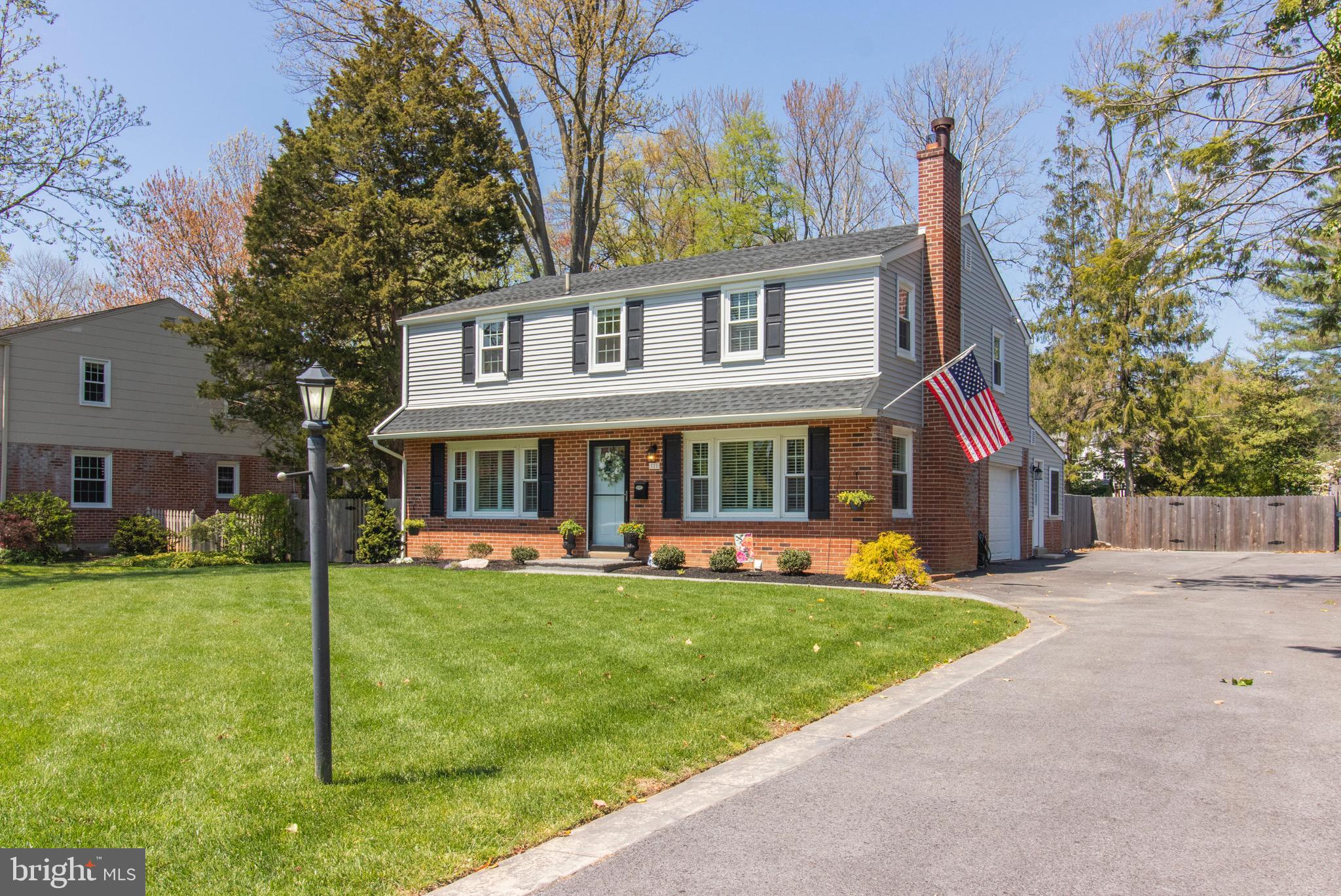 121 Atwood Road Glenside, PA 19038 - Photo 2 of 30 Driveway