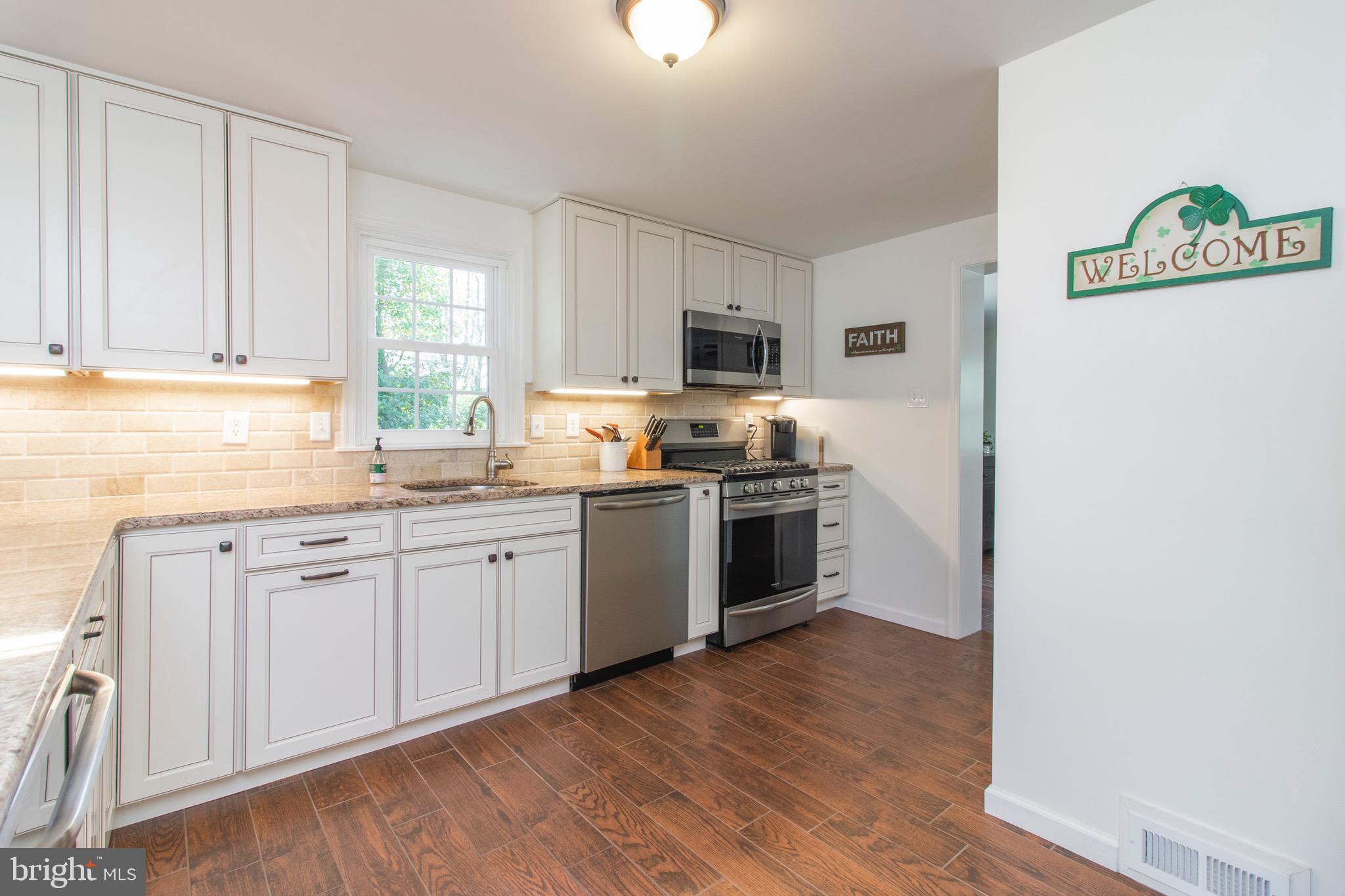121 Atwood Road Glenside, PA 19038 - Photo 9 of 30 Kitchen