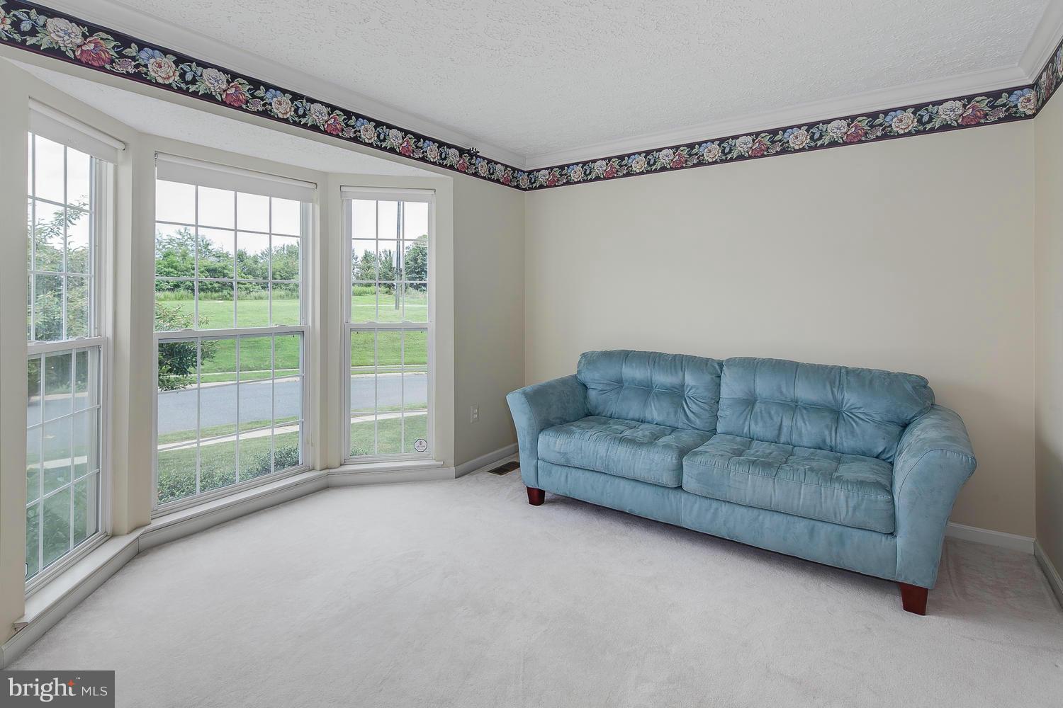 504 Barksdale Road Joppa, MD 21085 - Photo 6 of 30 Living Room