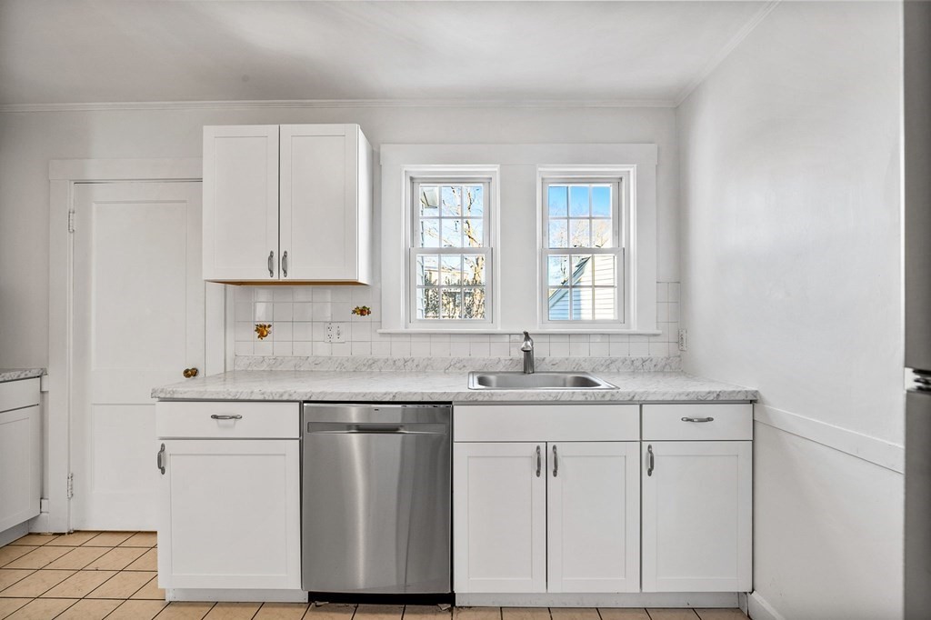 31 Johnson Road Arlington, MA 02474 - Photo 23 of 42