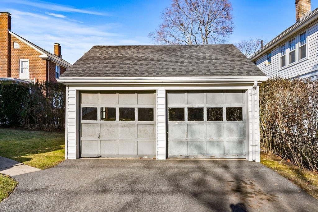 31 Johnson Road Arlington, MA 02474 - Photo 3 of 42