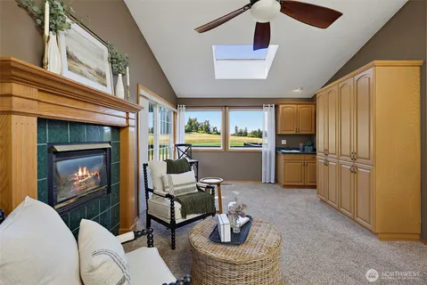 $1,183,000 | 8802 Key Peninsula Highway Northwest, Lakebay, WA 98349