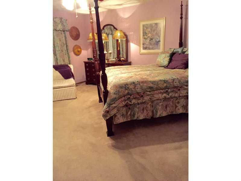 400 Roscommon Drive Springfield, OH 45503 - Photo 11 of 25