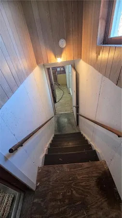$199,999 | 325 Monroe Street, Pomona, KS 66076