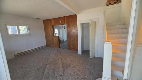 $199,999 | 325 Monroe Street, Pomona, KS 66076